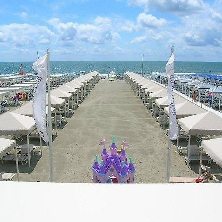 Danio Beach House Lido di Camaiore Habitación foto